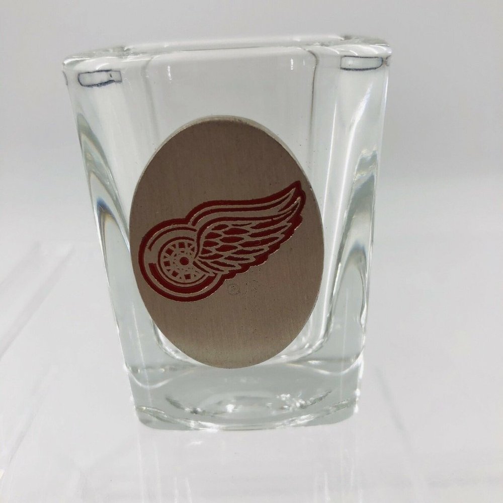 Detroit Red Wings Pewter Emblem Shot Glass NHL Hoc